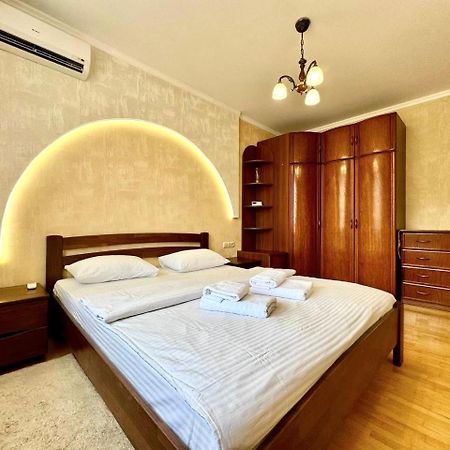 Apartpoltava Вишукані Просторі Апартаменти, Аграрний Університет, Звітна Документація Exterior foto