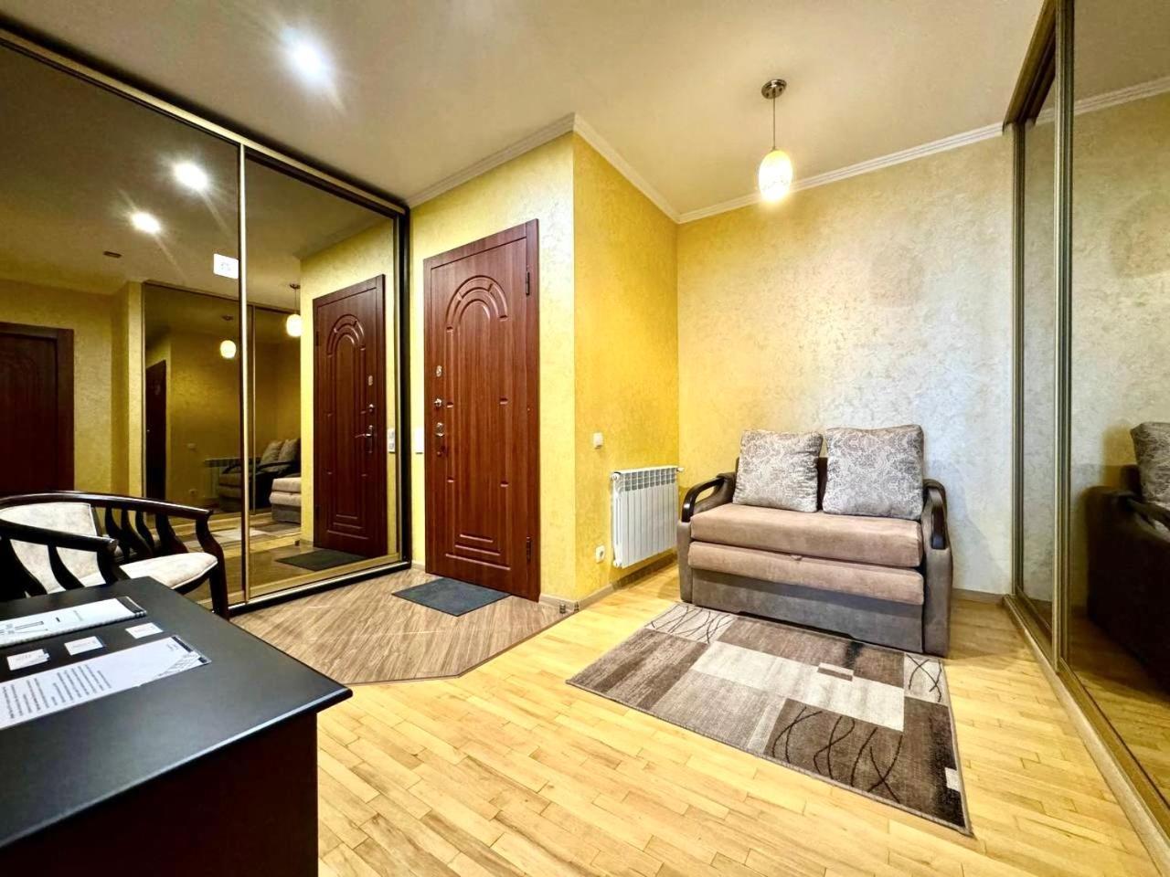 Apartpoltava Вишукані Просторі Апартаменти, Аграрний Університет, Звітна Документація Exterior foto